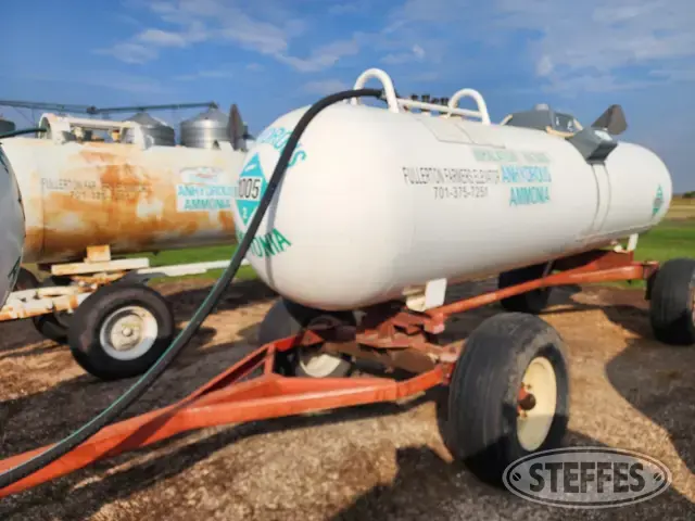 1,000 gal. NH3 tank