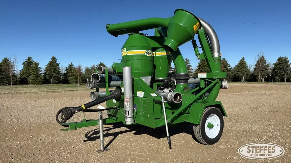 2012 Walinga 6614 Pneumatic Grain Equipment
