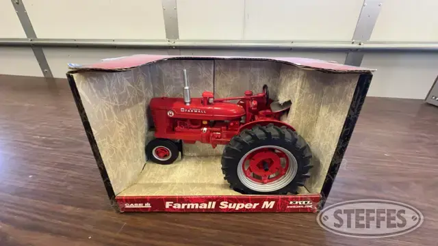 McCormick Farmall Super M