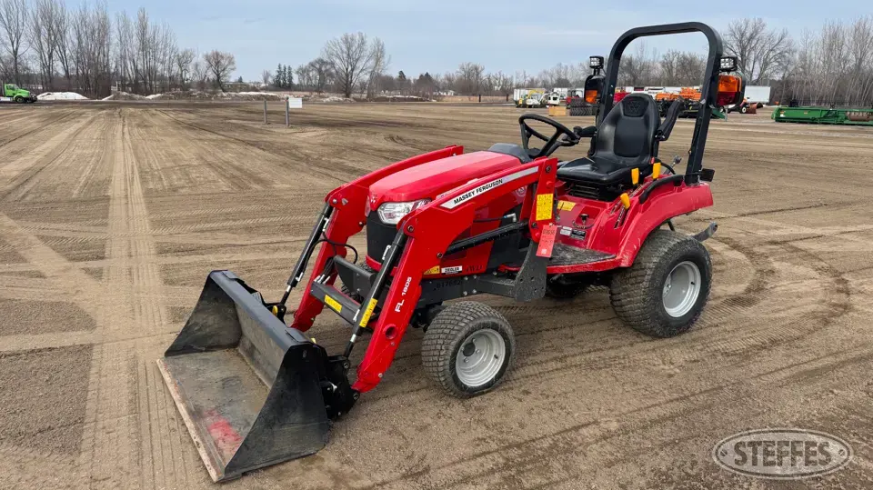 2020 Massey Ferguson GC1725M Lawn Tractor
