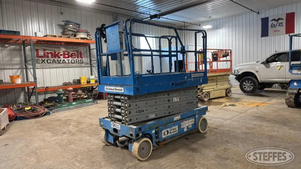 Genie GS3246 Scissor Lift