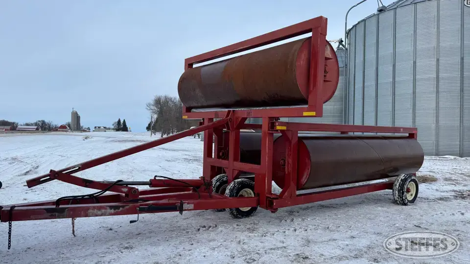 Moulson's Welding Land Roller