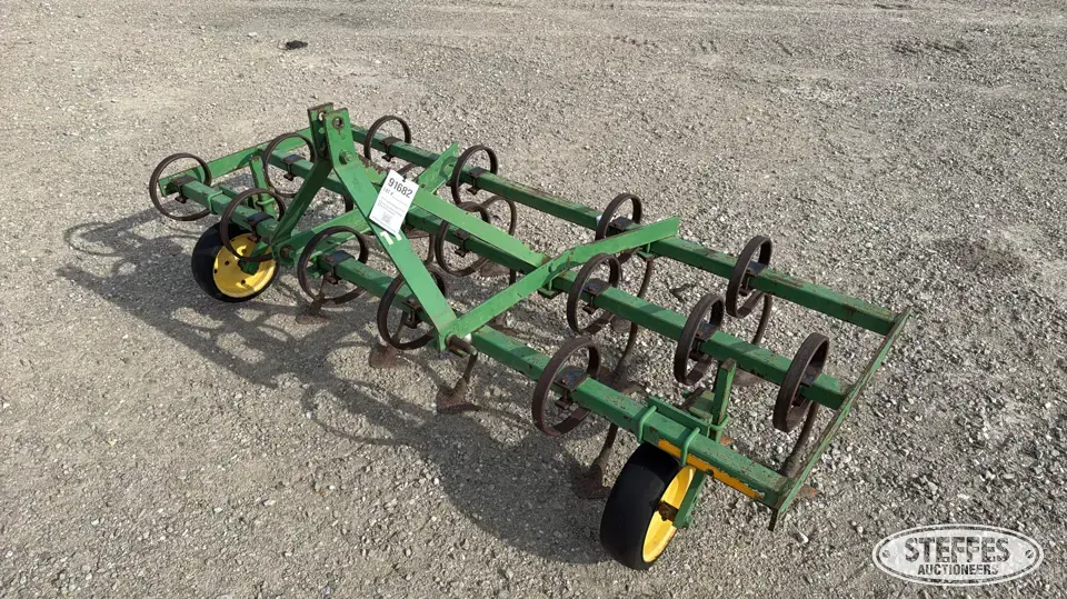 John Deere 11 Category 0-1 Attachment