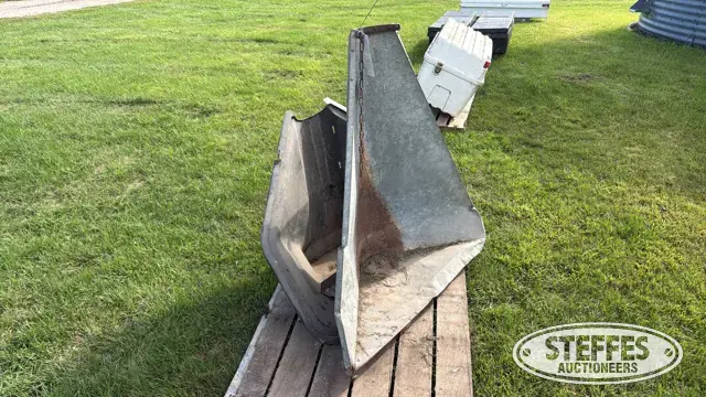 (2) Auger hoppers