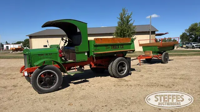 Titan T Gravel Truck w/trailer