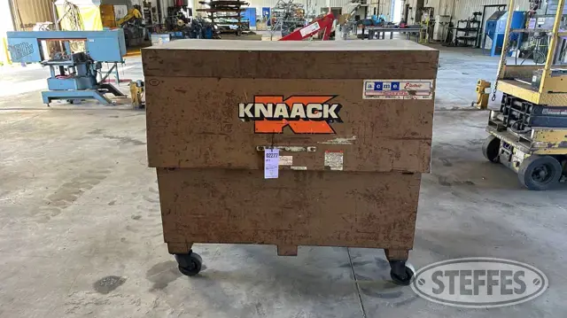Knaack