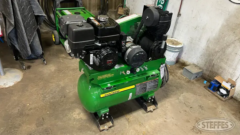 John Deere AC2-CG35H Air Tools and Compressor