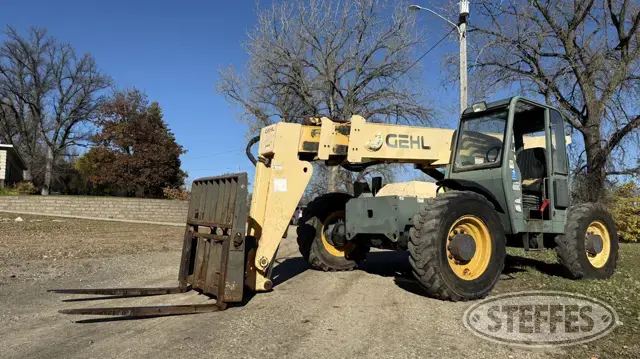 2006 Gehl RS8-42