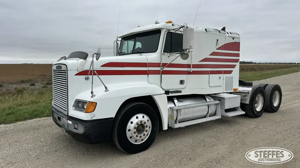 1996 Freightliner FLD120 Conventional Truck with Sleeper