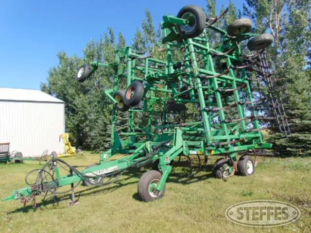 John Deere 1810