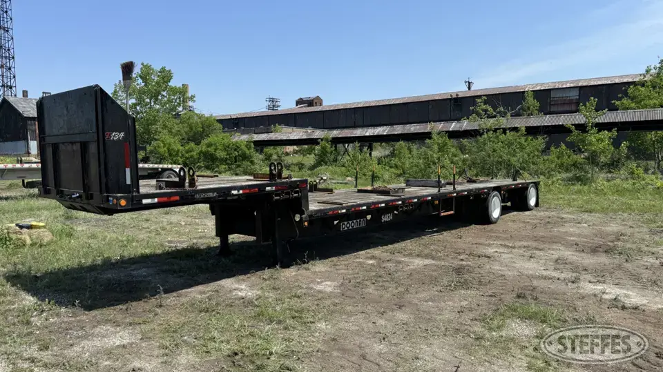 2006 Doonan 482DB14 Step Deck Trailer