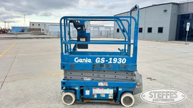 2001 Genie GS1930