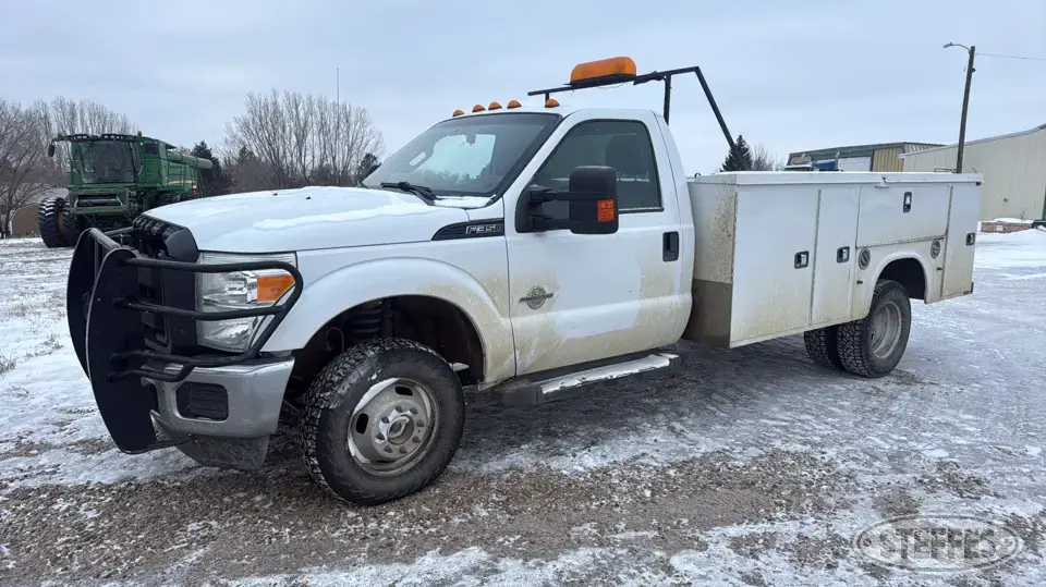 2013 Ford Super Duty F-350 XL Service Utility Truck