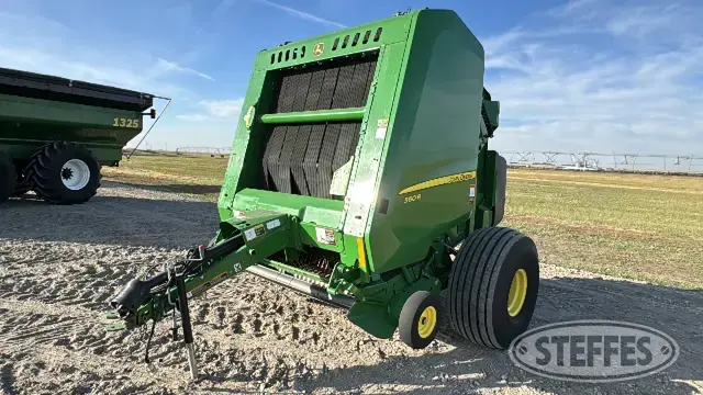 2021 John Deere 560R