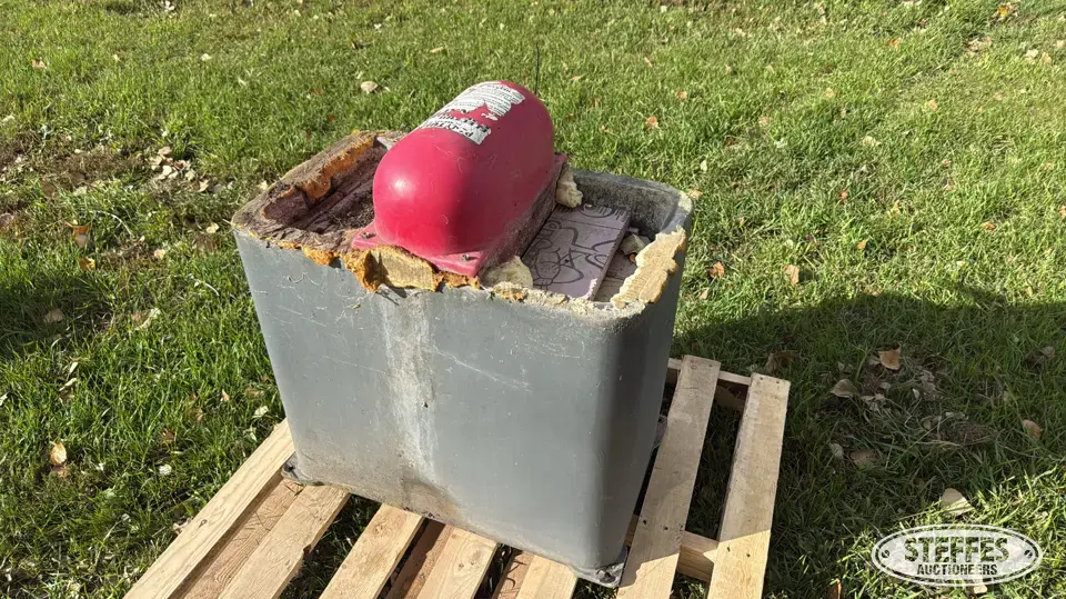 Behlen livestock waterer Livestock Equipment-Other