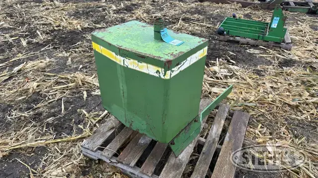 John Deere aux. fuel tank