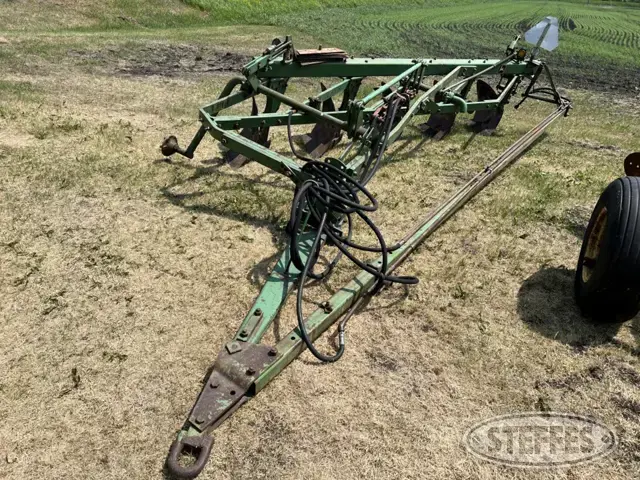 John Deere 3100