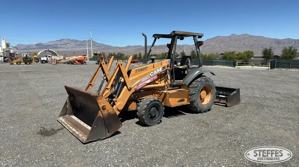 2002 Case 570 MXT Skip Loader