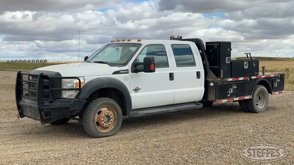 2013 Ford F-550 Super Duty XL Over 1 Ton Pickup