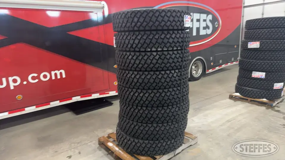 (8) Kapsen HS217 11R22.5 tires Truck Tire