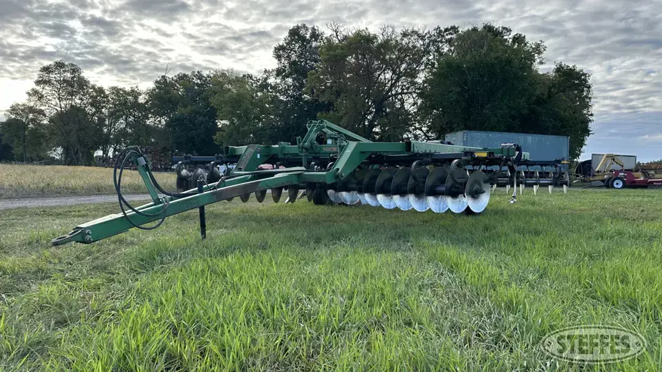 John Deere 510 Ripper