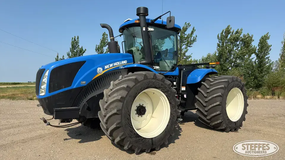 2013 New Holland T9.505 4WD Tractor
