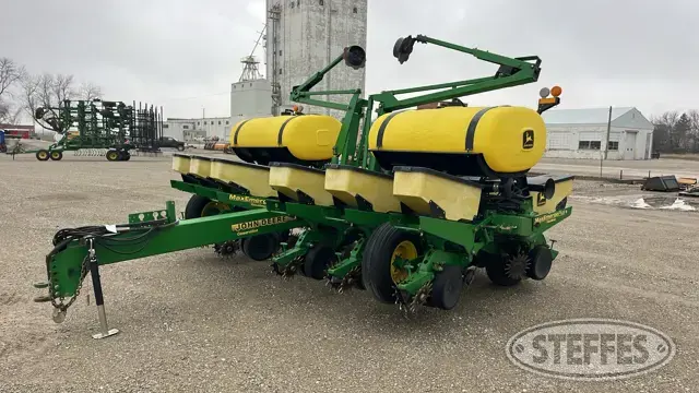 1998 John Deere 1760 Conservation