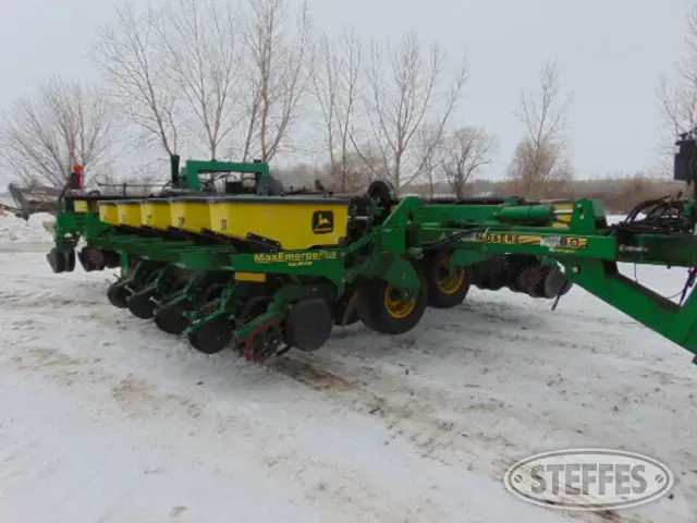 2000 John Deere 1780
