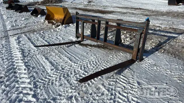GEM loader pallet forks