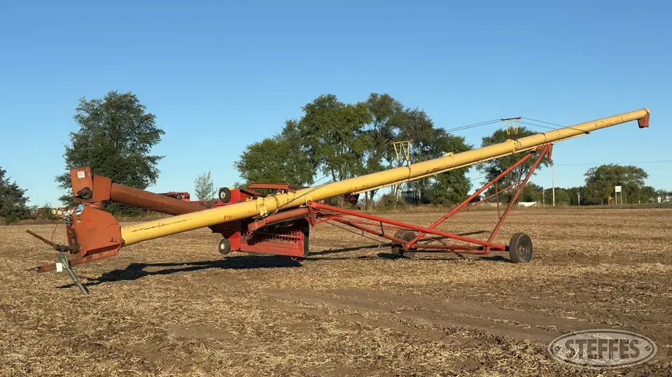 1999 Westfield MK100-61 Swing Hopper Auger