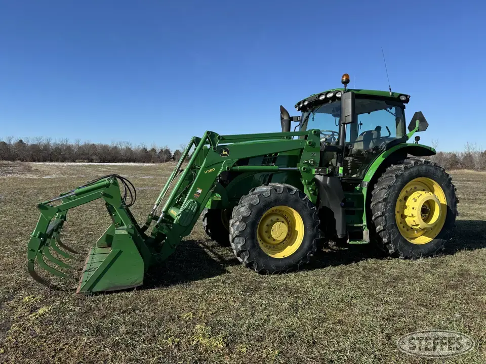 2014 John Deere 6175R MFWD Tractor