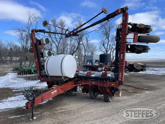 White 5100 Seed Boss