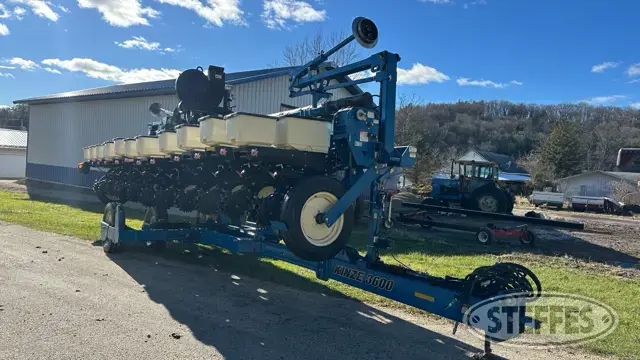 2014 Kinze 3600