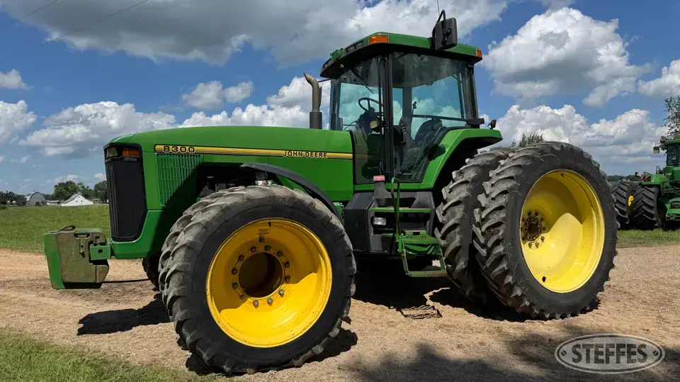 1995 John Deere 8300 MFWD Tractor