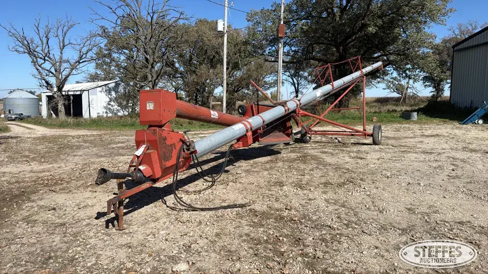 Peck 1004 61 Swing Hopper Auger
