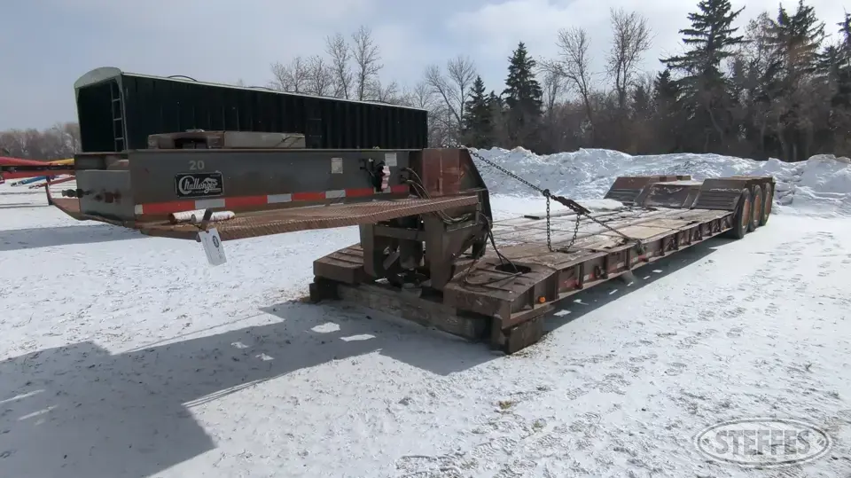 1994 Witzco Challenger RG-50 Lowboy Trailer