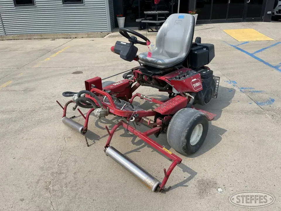 2006 Toro Greensmaster 3100 Lawn Tractor