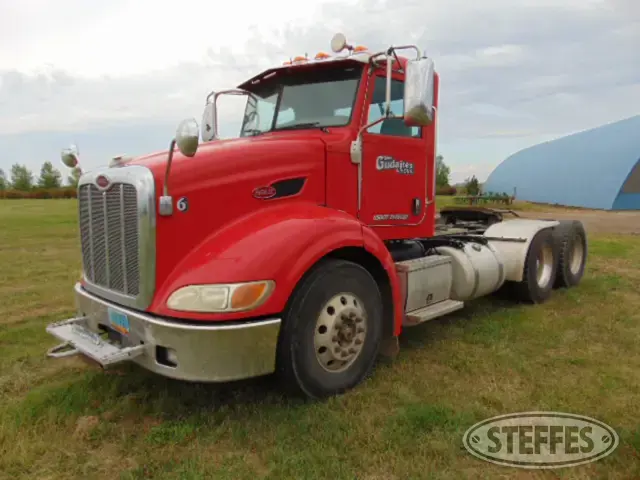 2010 Peterbilt 384