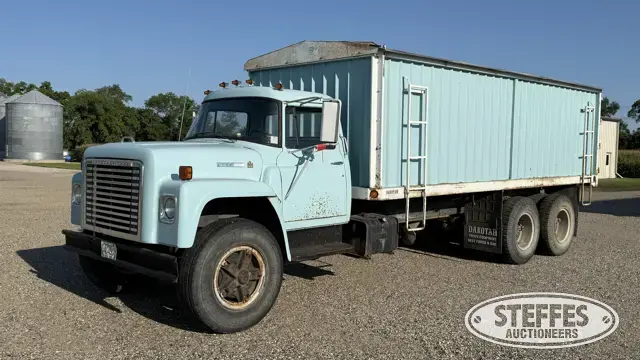 1974 International Loadstar 1800