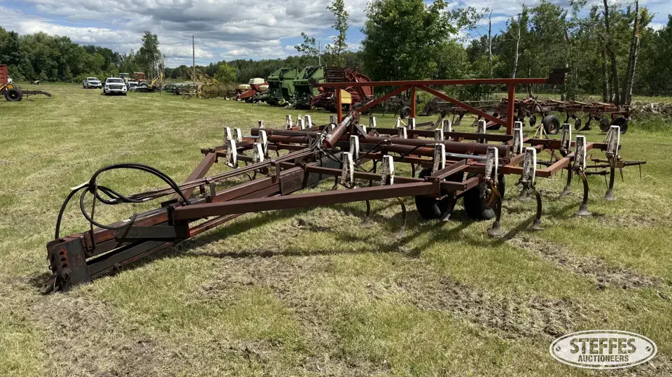 Wil-Rich field cultivator