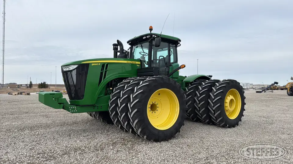 2013 John Deere 9560R 4WD Tractor