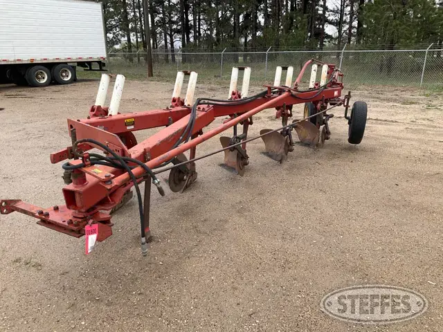 IHC 720