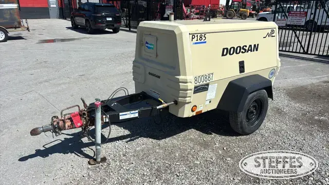 2015 Doosan P185WDZ-14F