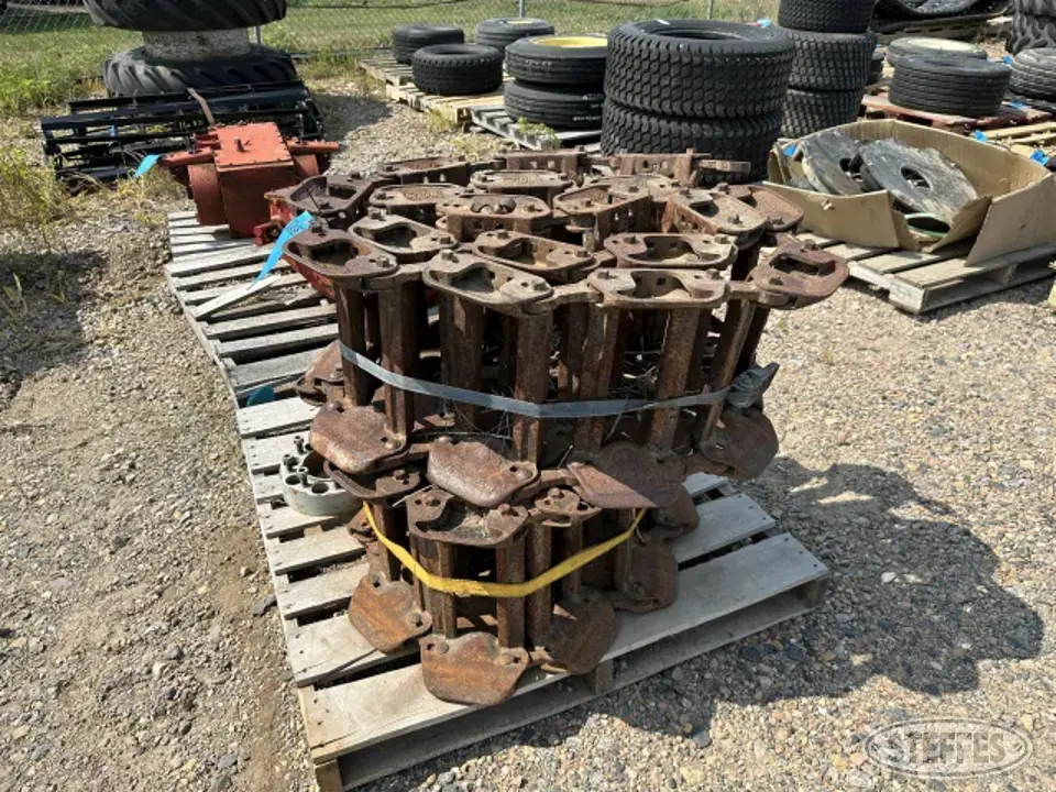 Grouser Track