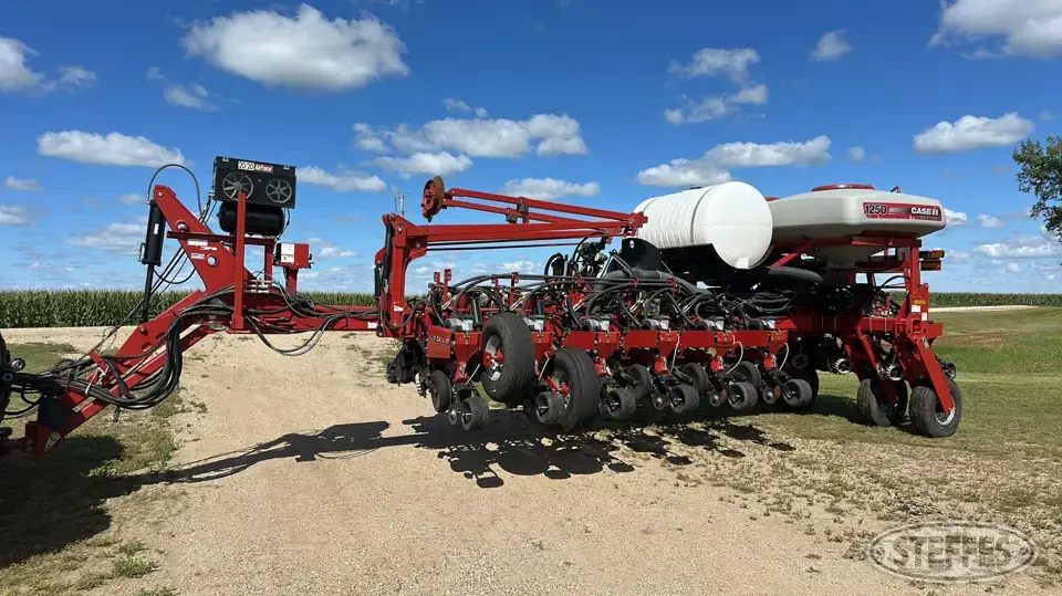 2011 Case IH 1250 Early Riser 12 or More Row Planter