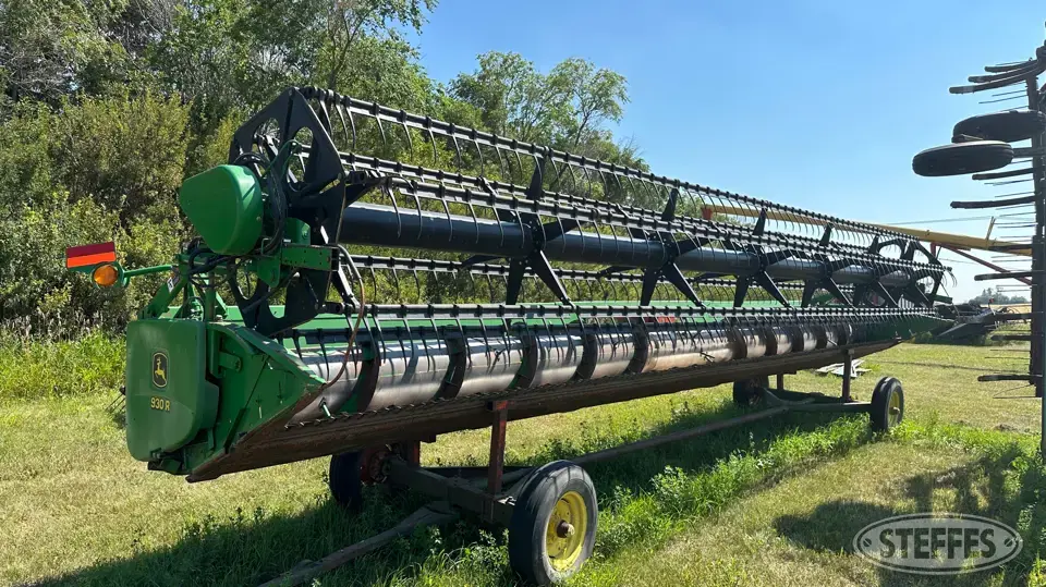 John Deere 930R Rigid Head