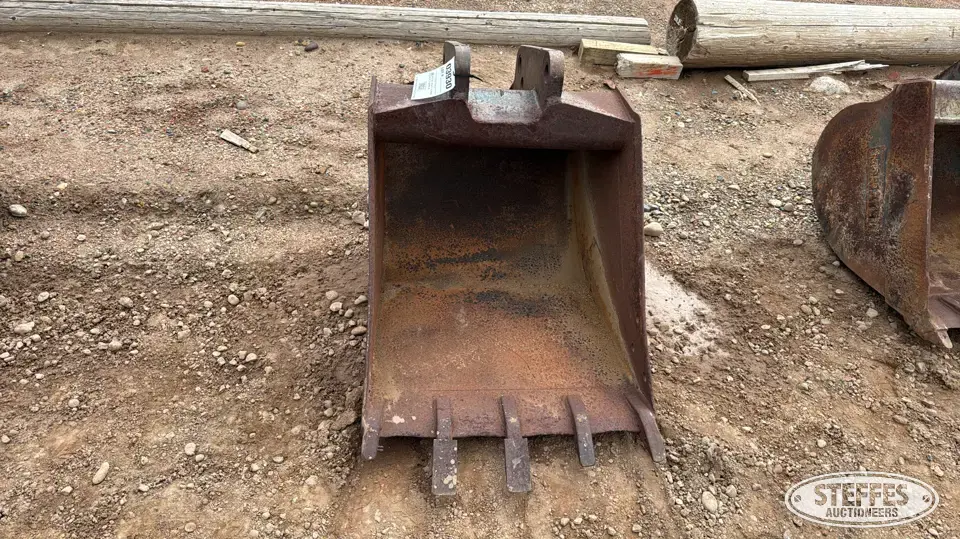 Loader backhoe bucket Loader Backhoe Attachment