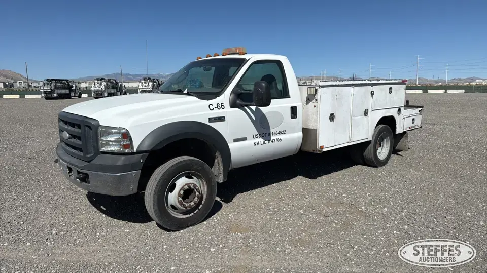 2007 Ford Super Duty F-450 XL Service Utility Truck