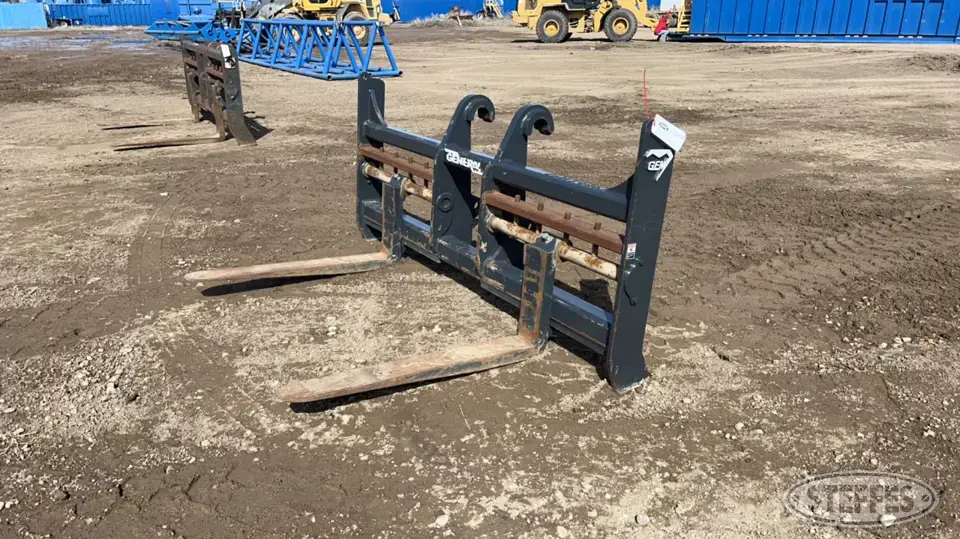 General WA200 Loader Attachment