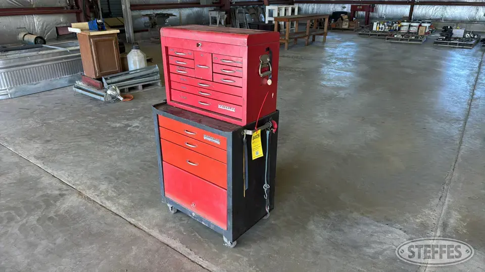 Waterloo toolbox w/contents Storage and Bench